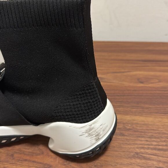 Fashionable Mesh & Neoprene Black Sneaker with Crystal Embellished Buckle. - Picture 6 of 9